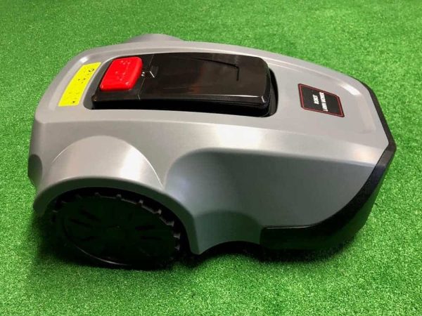 Feniks L310 robot lawn mower