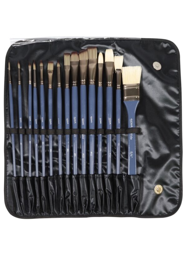Mont Marte Premium Brush Wallet Set 15 piece set - Image 2