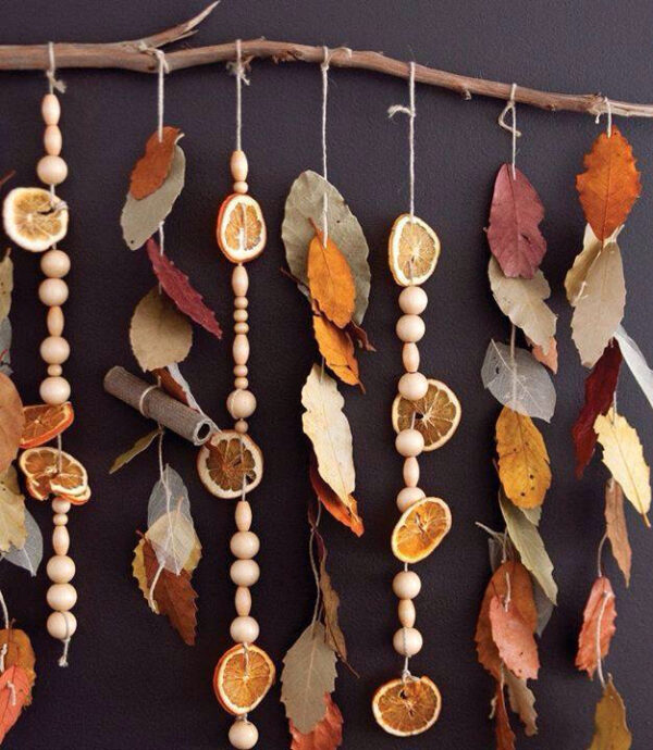 Natural Autumn Coloured Leaves Bag of 90 - Image 2