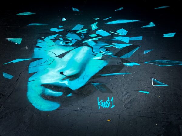 OneTake 400ml Acrylic Spray Paint - Image 4