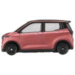 Takara Tomy Tomica (BX008) No.8 Nissan Sakura - Image 2