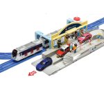 Takara Tomy Tomica Plarail MTR Tuen Ma Line Passenger Train Deluxe Set (Tai Wai Station) - Image 3