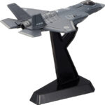 Takara Tomy Tomica Premium No. 28 JASDF F-35A Lightning II - Image 2