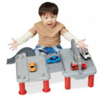 Takara Tomy Tomica First Tomica 2-Way Parking Chest - Image 2