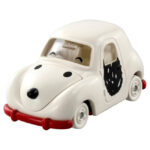 Takara Tomy Dream Tomica No.153 Snoopy Car II