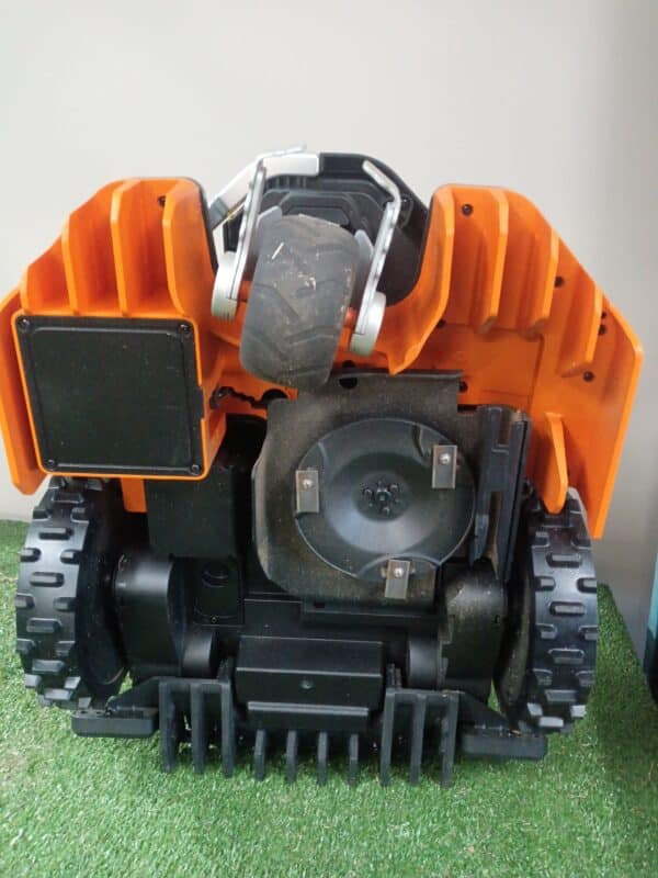 Worx Landroid Vision M600 - WR206E Refurbished #380 (Used for <2 Hours) - Image 4