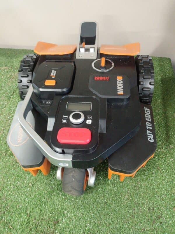 Worx Landroid Vision M600 - WR206E Refurbished #380 (Used for <2 Hours) - Image 7